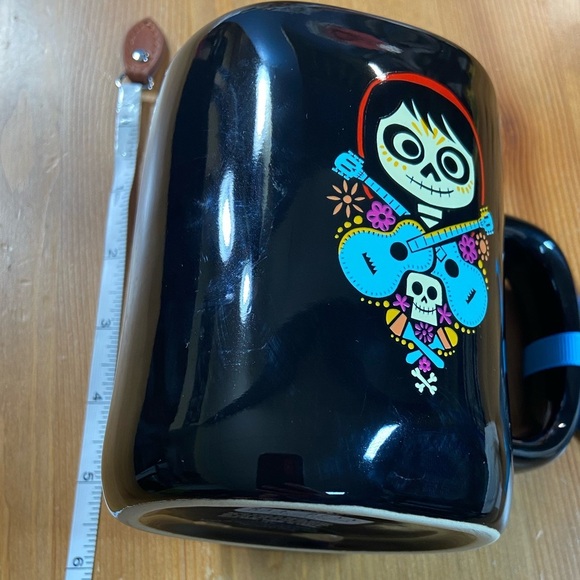 COPY - Disney Pixar - Rae Dunn - Coco “Un Poco Loco” Mug - BNWT - Picture 12 of 12